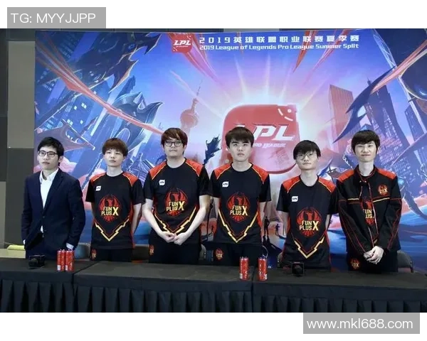 FPX在英雄联盟赛季中创造新高节奏引发热议各队表现分析